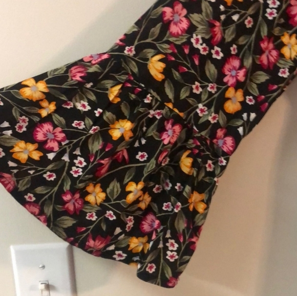 PRICE DROP Beautiful Floral Top with Bell Sleeves - Picture 2 of 4